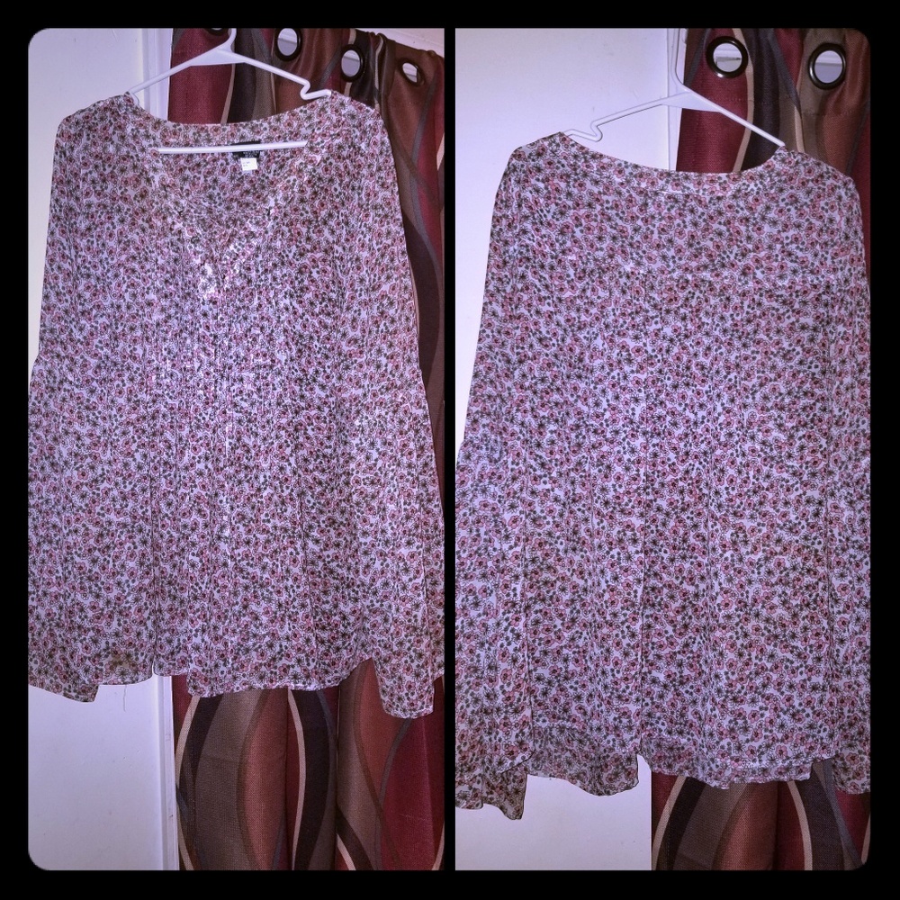 Torrid Flower flwy baby doll top size 2 X